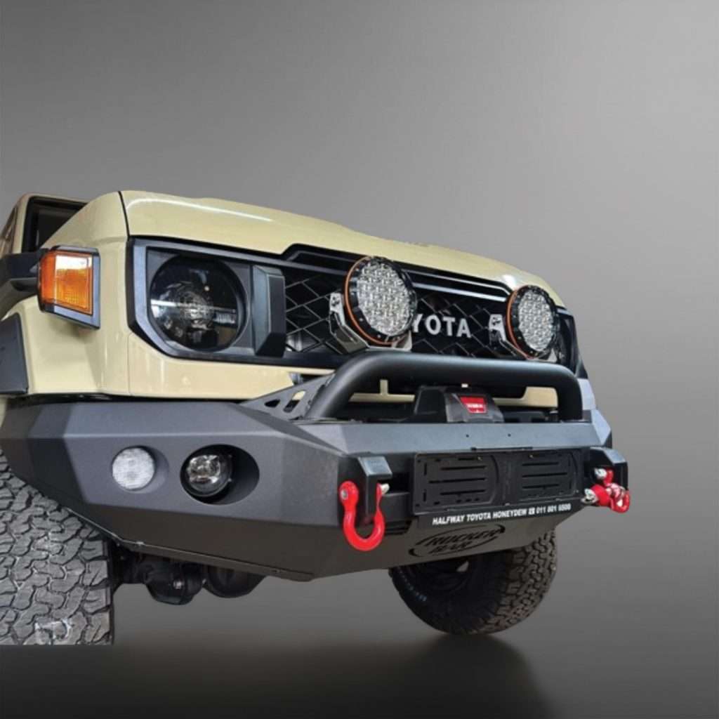 MCC Low Loop Rocker replacement bullbar / bumper for Toyota LandCruiser 70/79 Series (2007+)