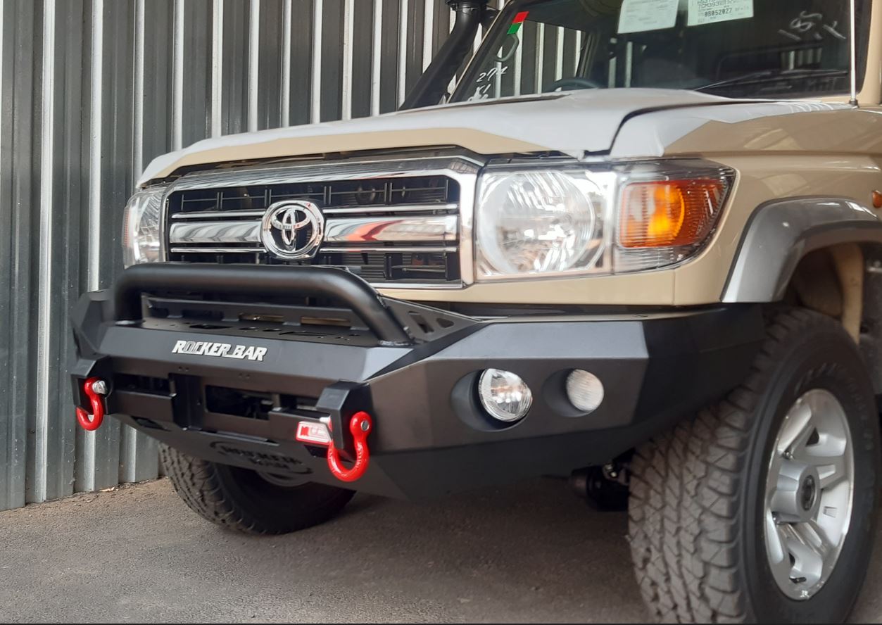 MCC Low Loop Rocker replacement bullbar / bumper for Toyota LandCruiser 70/79 Series (2007+) - Image 2