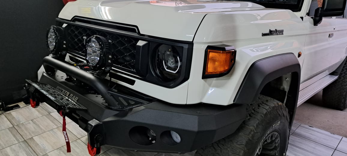 MCC Low Loop Rocker replacement bullbar / bumper for Toyota LandCruiser 70/79 Series (2007+) - Image 3